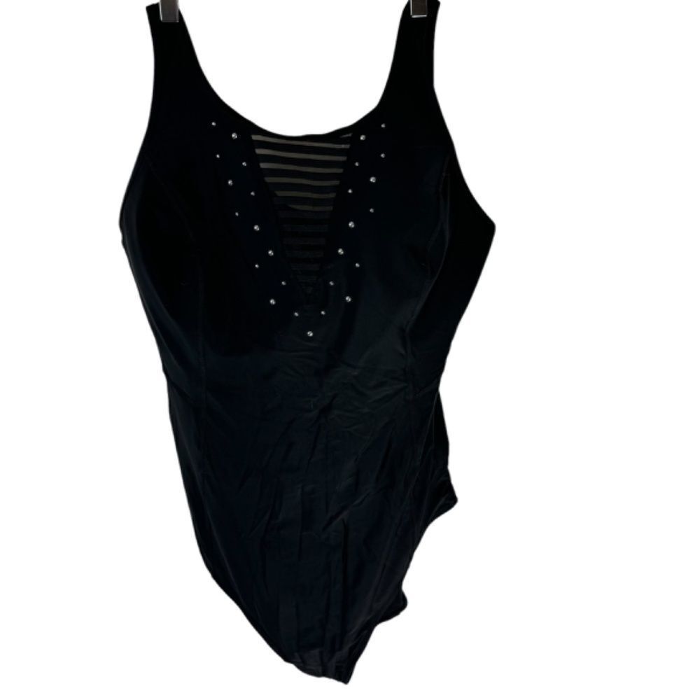 Lane Bryant LIVI Active Black Swimsuit Molded Cup Grommet Trim Sz 24